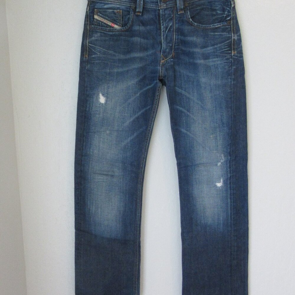 DIESEL DNA Distressed 29 Larkee Cotton Blue Denim Jeans
